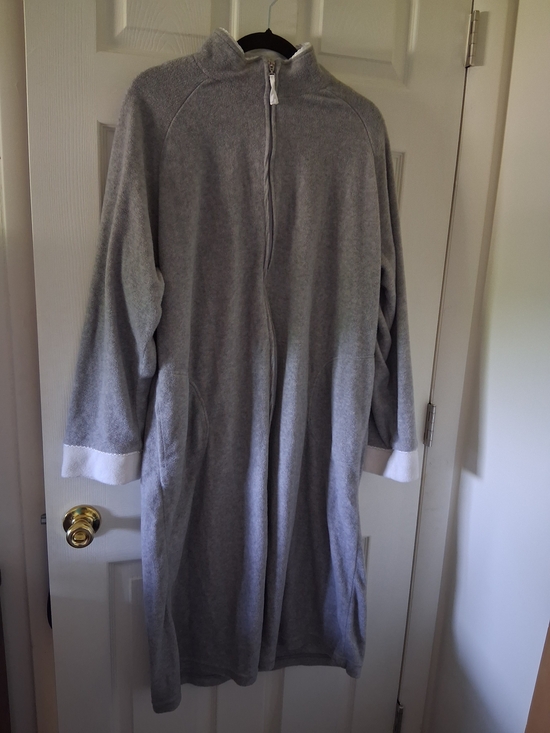 stan herman Other - Cozy Women's Gray Zip-Front Fleece Robe